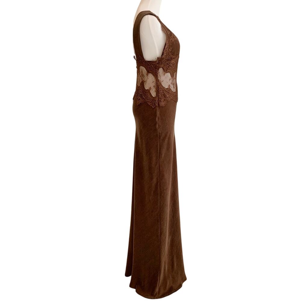 Third Form VISIONS LACE FLOOR LENGTH DRESS | CHOCOLATE - Picture 8 of 10
